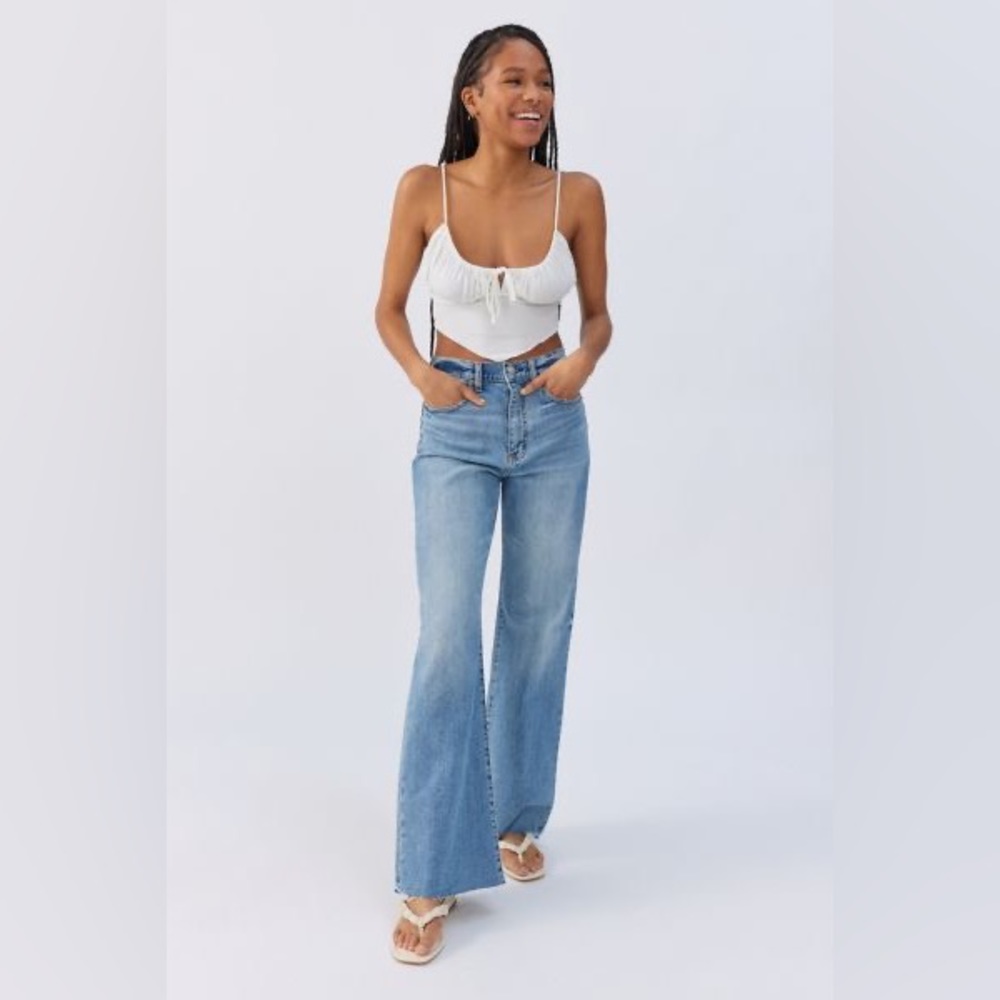 NWT Urban Outfitters Daze Denim far out high waisted wide leg jeans.